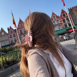 Meet your Posher, Ellie Shuert